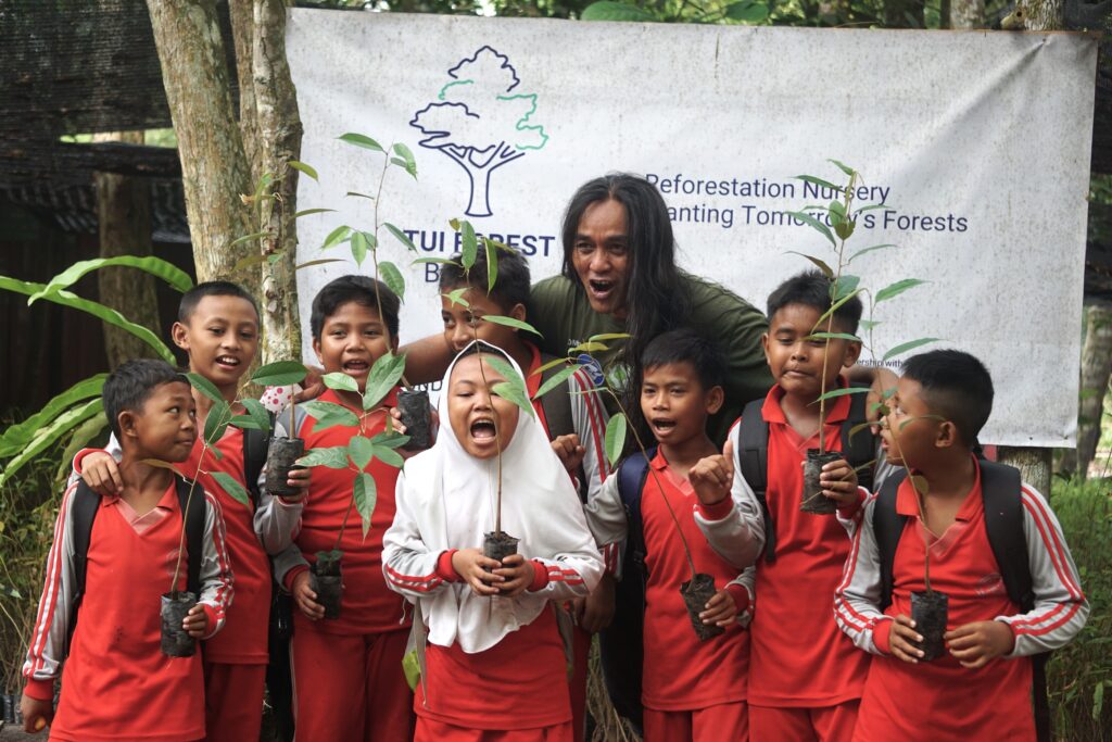 TUI Forest Borneo Programm Manager Petrus Basuki Budi Santoso.